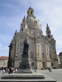 Busvermietung für Sightseeing Touren und Bustransfers