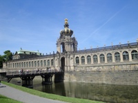 Sightseeing Busrundfahrten durch Dresden bestellen