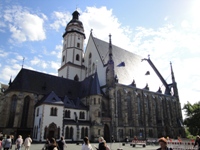 how to book a sightseeing bus tour from Dresden to Leipzig?